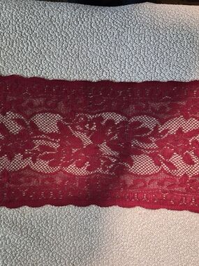 Vintage Burgundy Red Floral Lace Table Runner